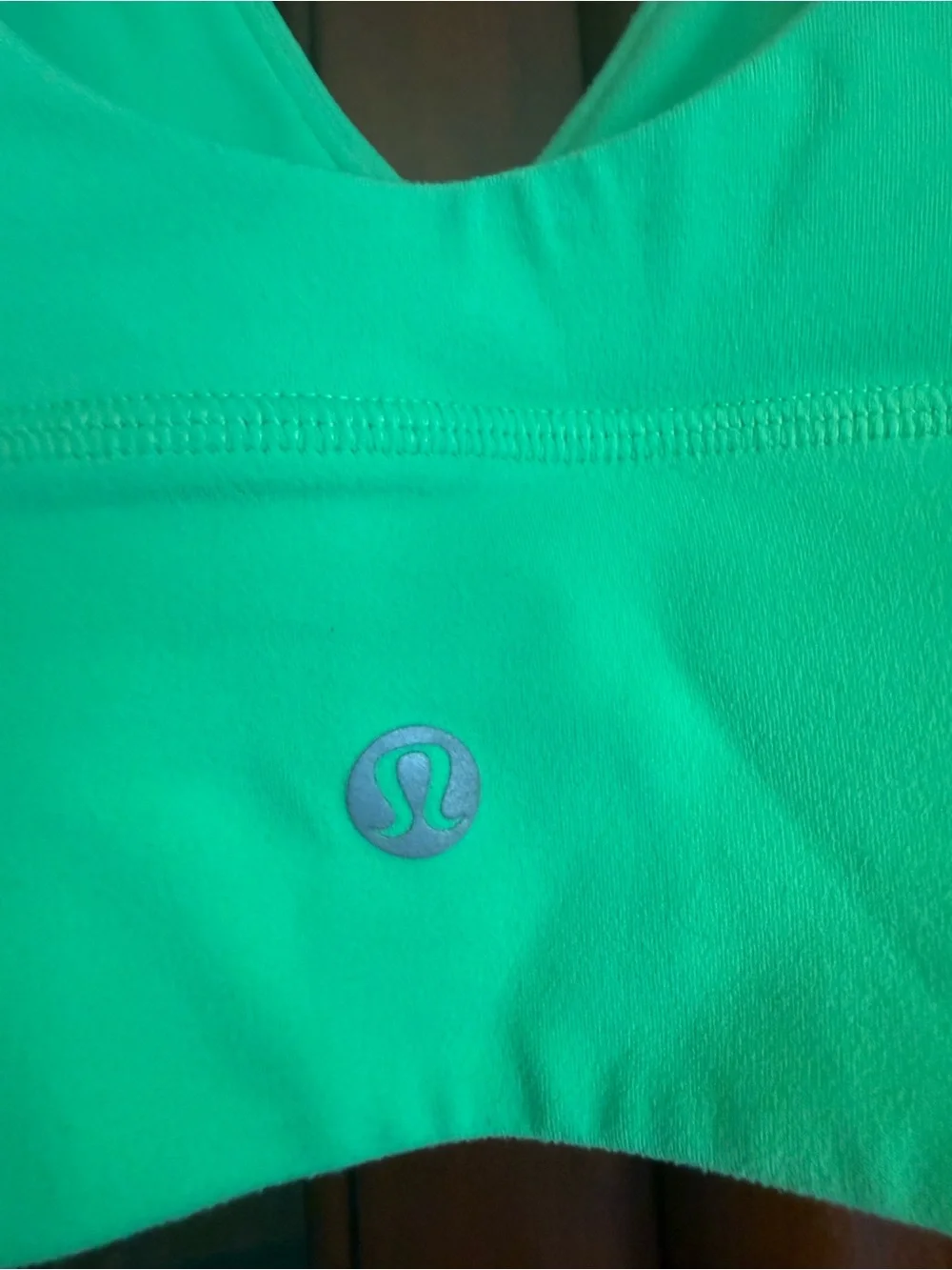 Lululemon Align V-Neck Bra Pistachio Size 6 Like New Discontinued